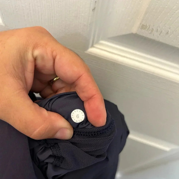 ! Lululemon Down & Around Crew Midnight Navy sz 6 - Picture 6 of 7